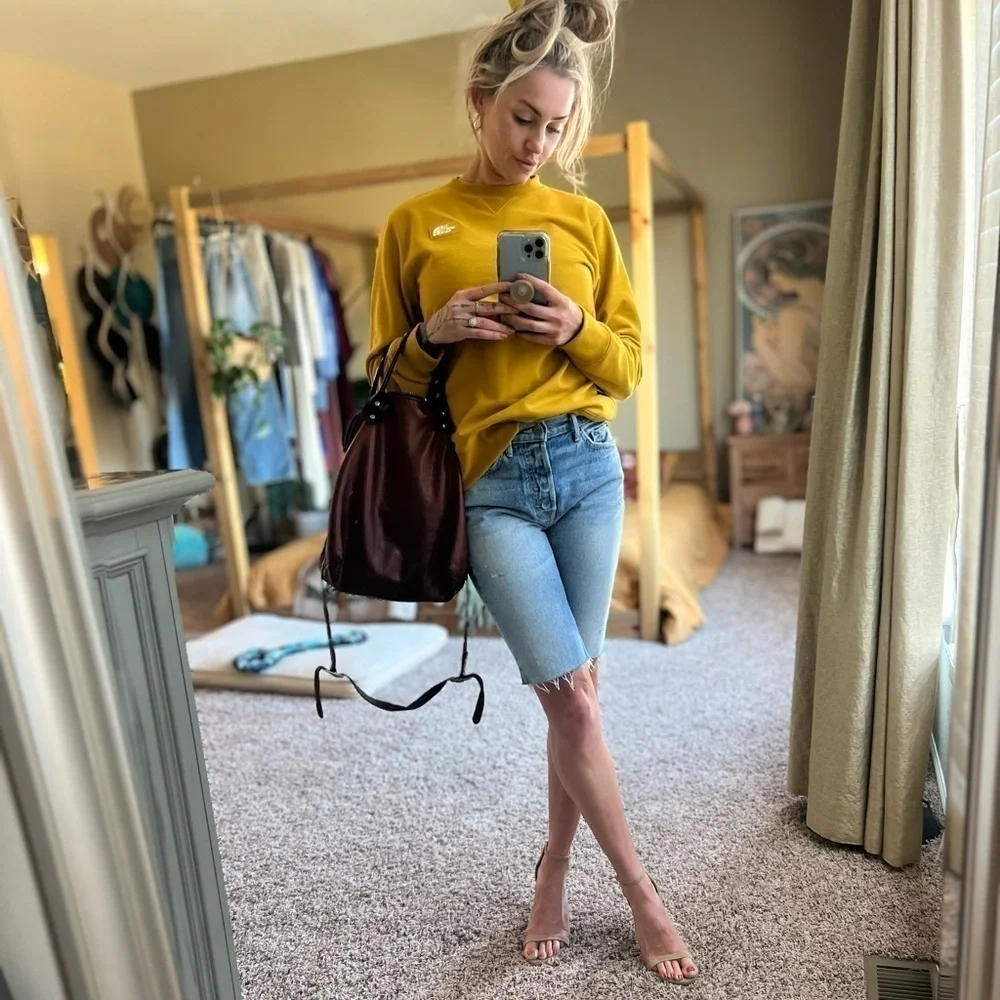 GRLFRND/ Beverly One For the Road/ Mom Shorts - Picture 5 of 9